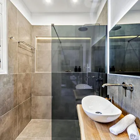 Chillout Luxury Corfu Serena